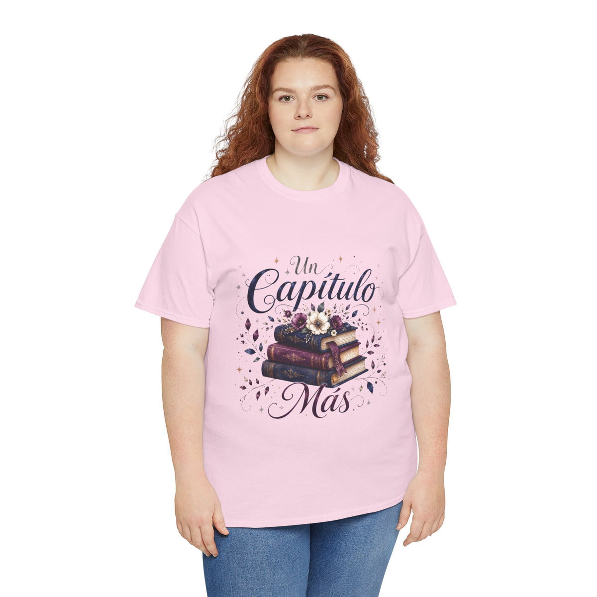 Un Capítulo Más Shirt, Spanish Book Lover Tee